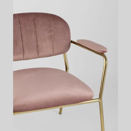 Кресло Stool Group Кэрол пыльно-розовый с подлокотниками обивка велюр золотые ножки металл 